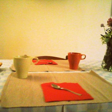Il Cortiletto Dei Capperi Bed & Breakfast Gassino Torinese ภายนอก รูปภาพ