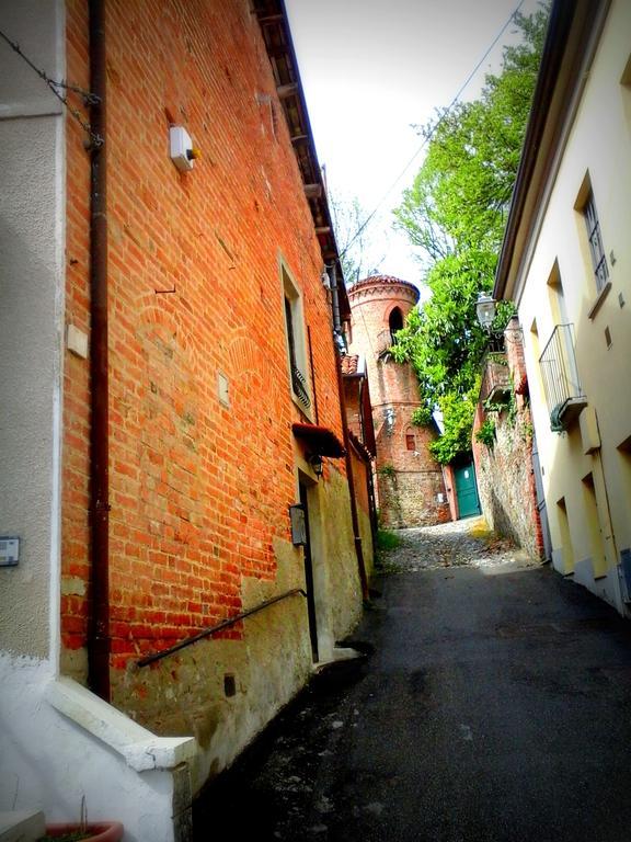 Il Cortiletto Dei Capperi Bed & Breakfast Gassino Torinese ภายนอก รูปภาพ