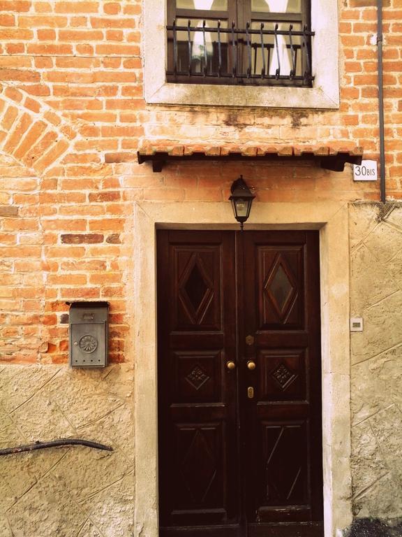 Il Cortiletto Dei Capperi Bed & Breakfast Gassino Torinese ภายนอก รูปภาพ