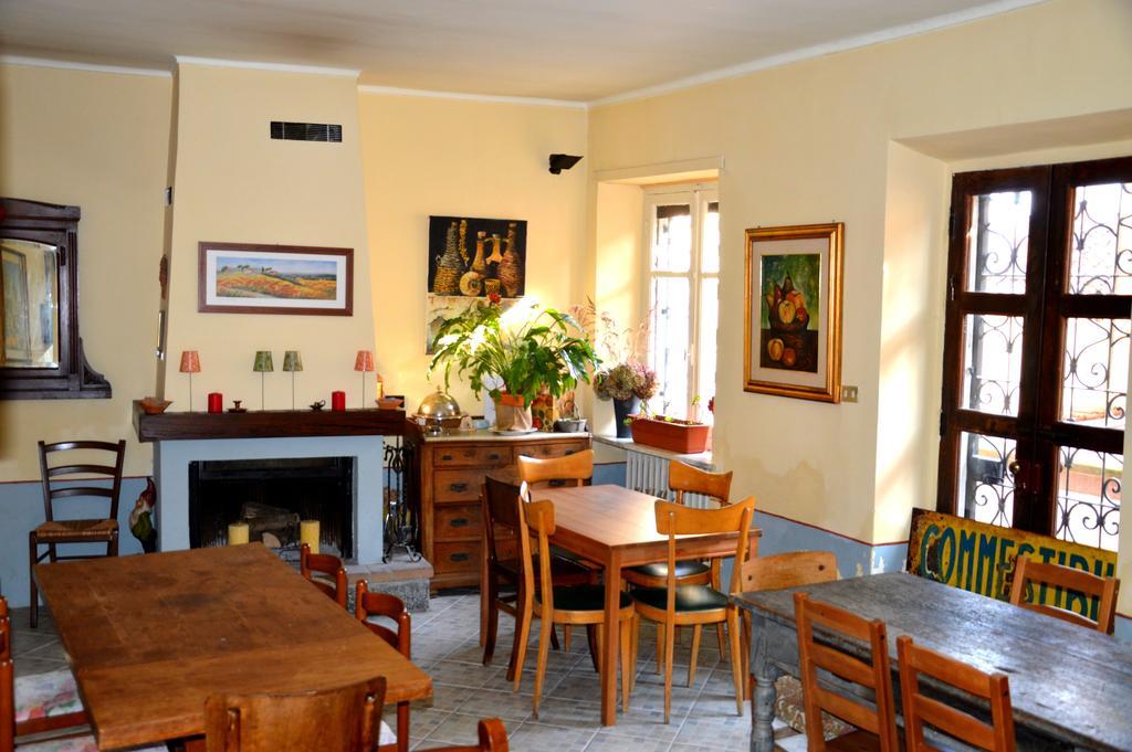 Il Cortiletto Dei Capperi Bed & Breakfast Gassino Torinese ภายนอก รูปภาพ